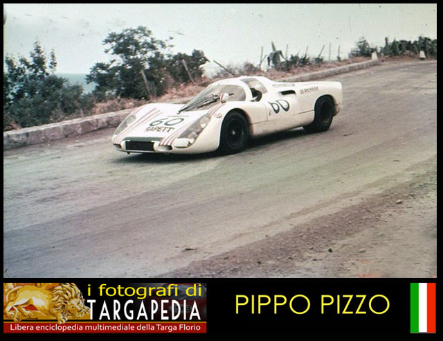 60 Porsche 907 A.Nicodemi - G.Moretti (1).jpg